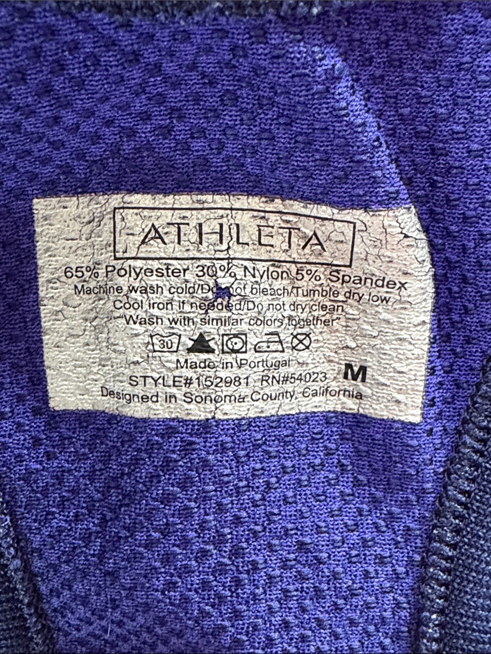 Athleta Women's Navy Blue Racerback Workout Tank Size M - Picture 5 of 5